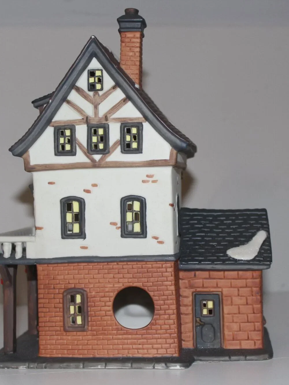 Vintage Heartland Valley Village Christmas Porcelain House Bike Bicycle Shop